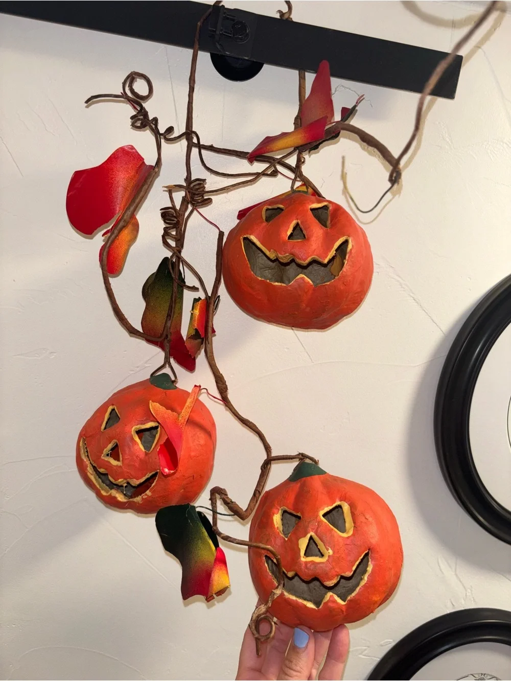 Halloween Jack-O'-Lantern Garland - Pumpkin String Décor papier-mâché
